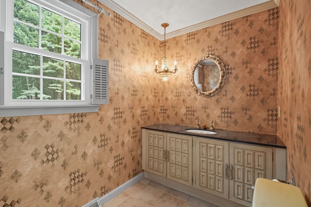 Bathroom, Interior, Pendant Lights