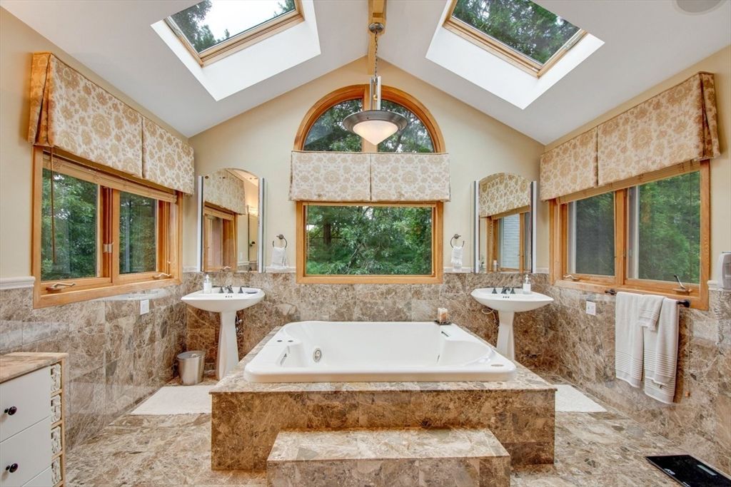 Bathroom, Interior, Pendant Lights