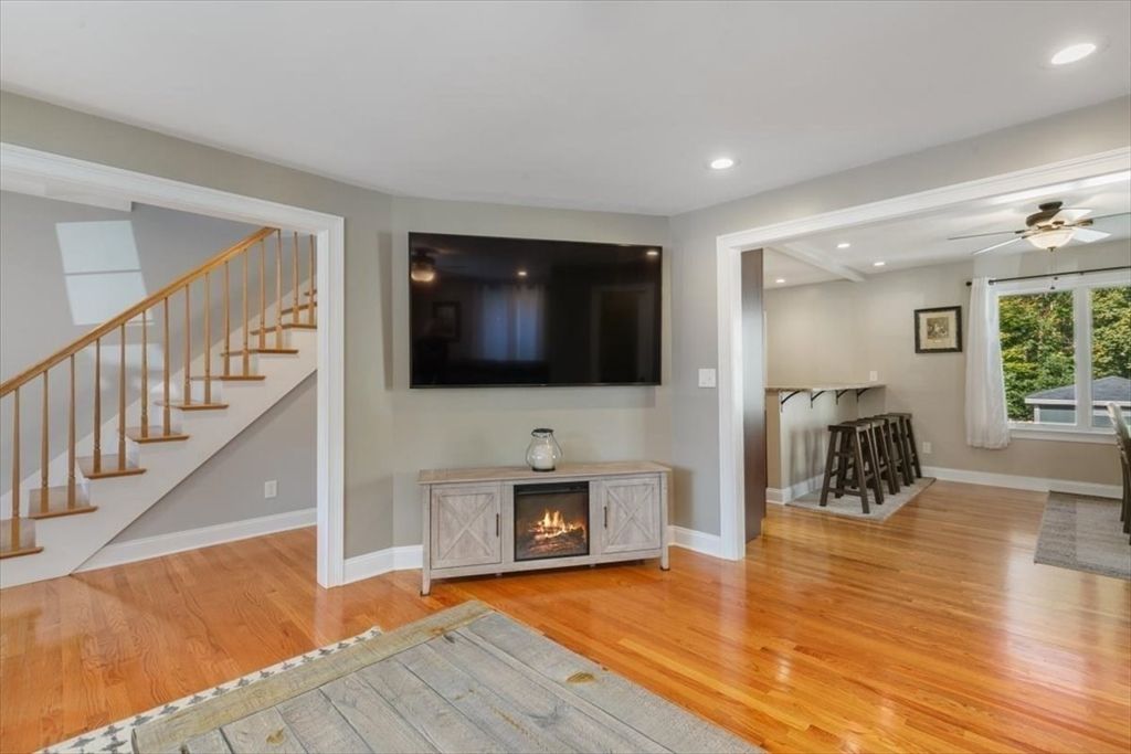 Fireplace, Interior, Recessed Lighting, Wood Texture Flooring