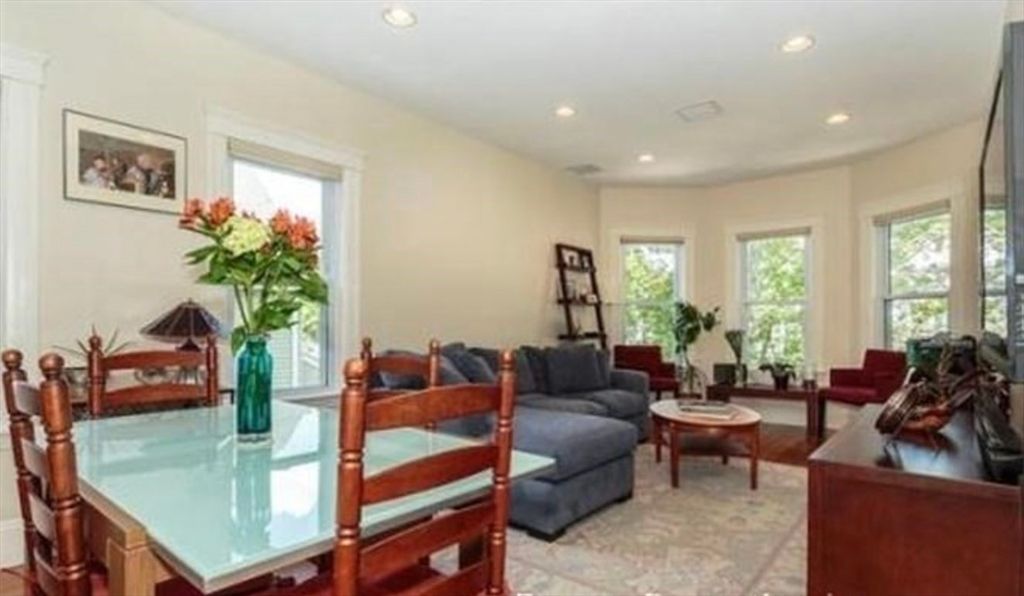 Dining room, Interior, Living room, Recessed Lighting