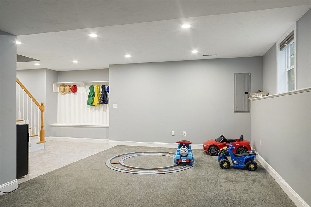 Interior, Recessed Lighting