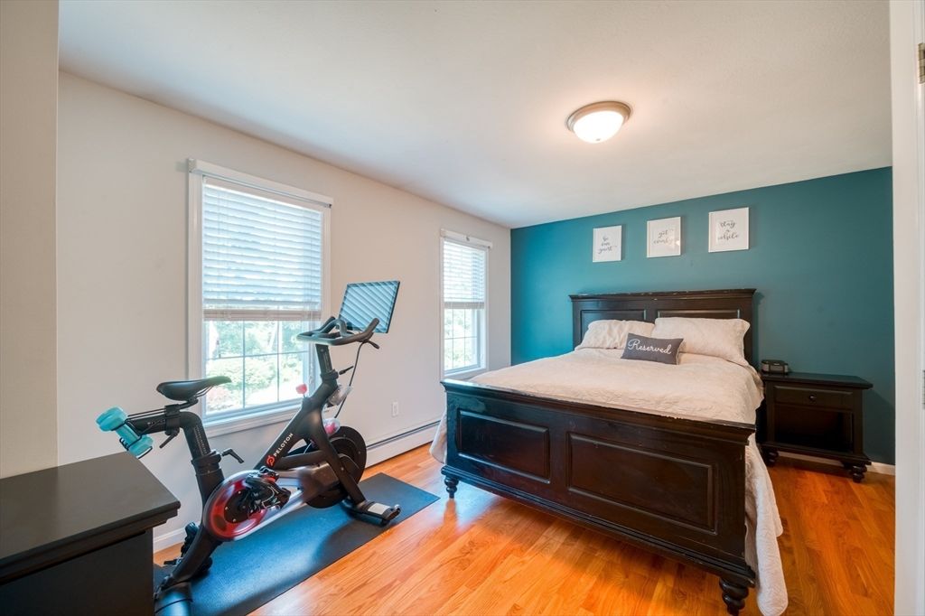 Bedroom, Fitness Equipment, Interior, Wood Texture Flooring
