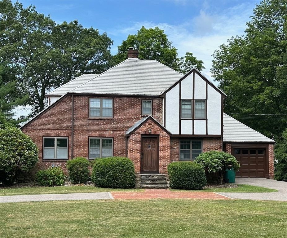 Attached, Exterior, Facade, Brick Facade, Tudor Revival