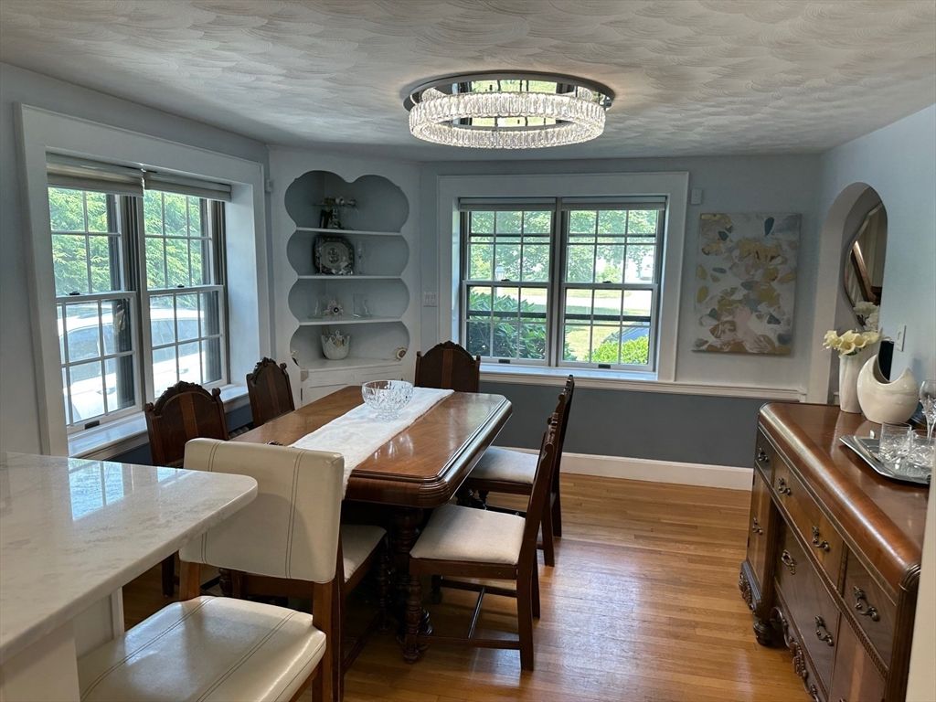 Chandelier, Dining room, Interior, Wood Texture Flooring