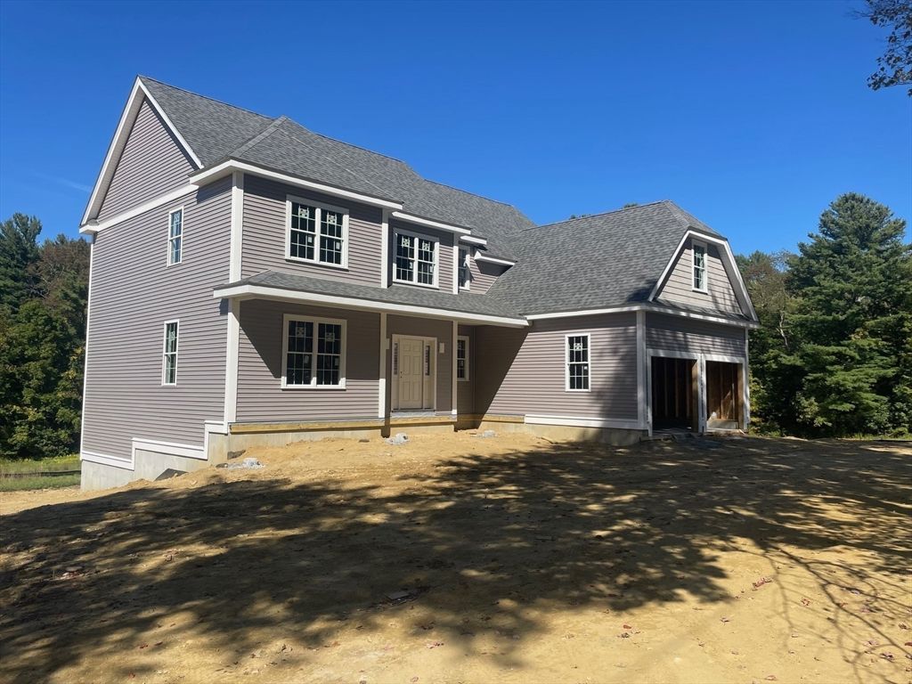 Exterior, Facade, Farmhouse