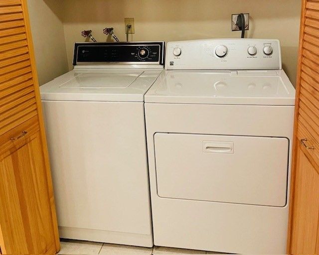 Interior, Utility Closets, Washer