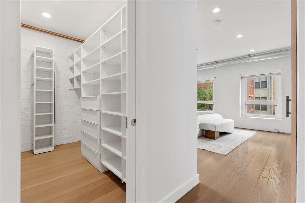 Interior, Recessed Lighting, Walk-in Closets, Wood Texture Flooring