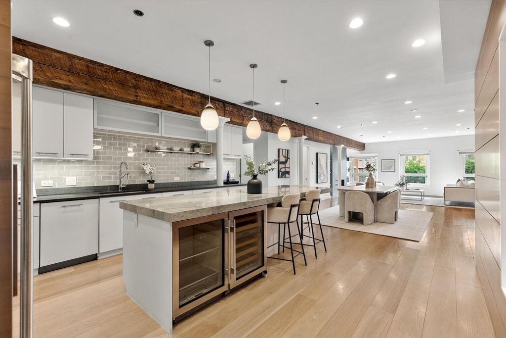 Interior, Kitchen, Living room, Pendant Lights, Recessed Lighting, Stainless Steel Appliances, Wood Texture Flooring