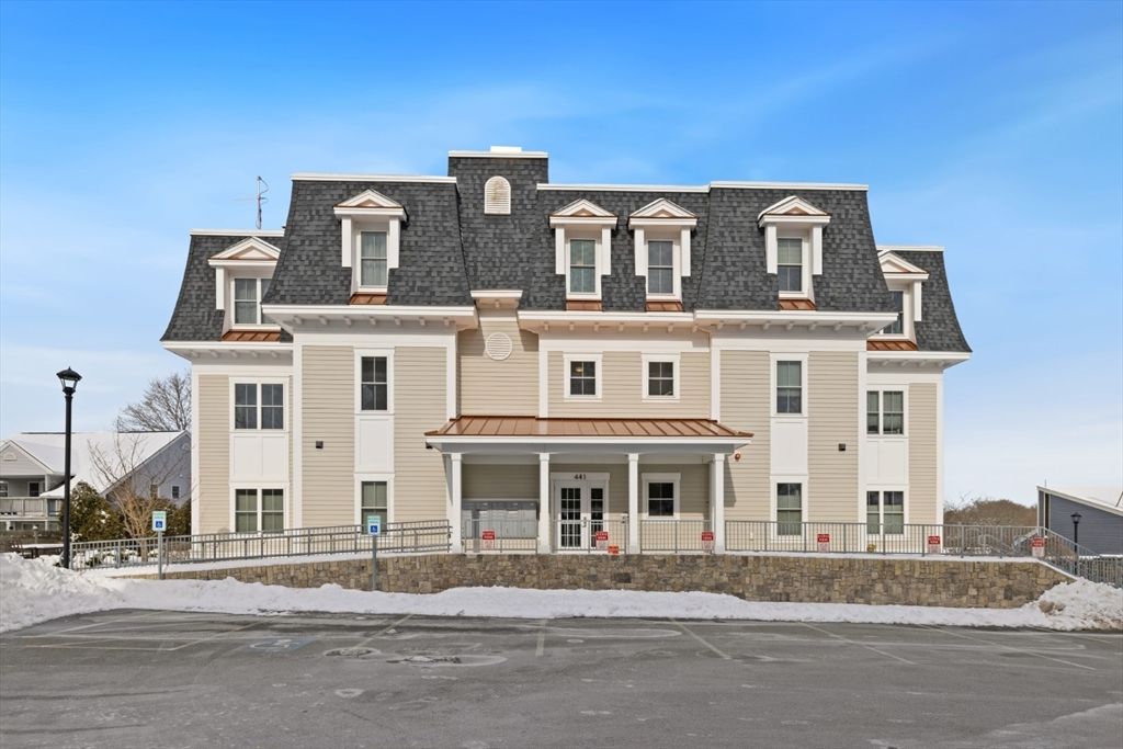 Attached, Exterior, Facade, Georgian