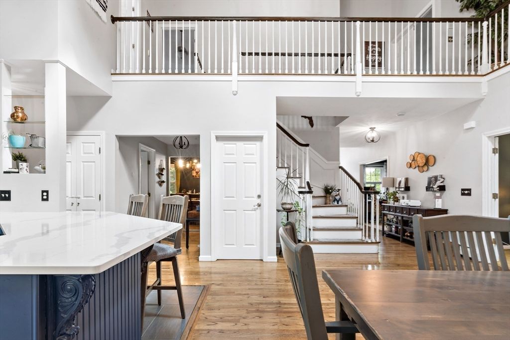 Dining room, Interior, Wood Texture Flooring