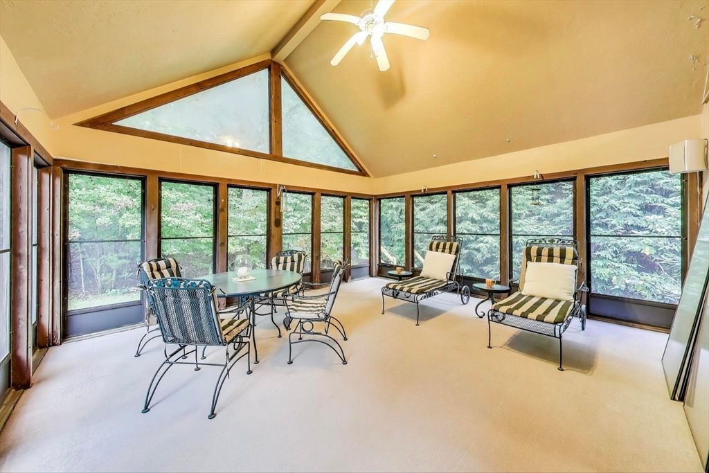 Dining room, Interior, Sun Room