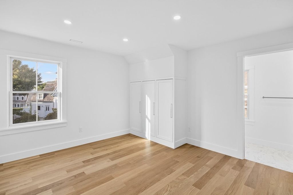 Empty room, Interior, Marble, Recessed Lighting, Wood Texture Flooring