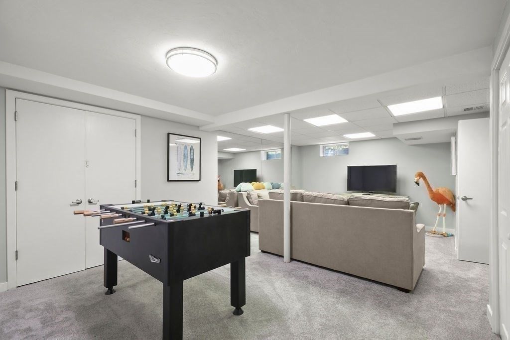 Game Room, Interior, Living room