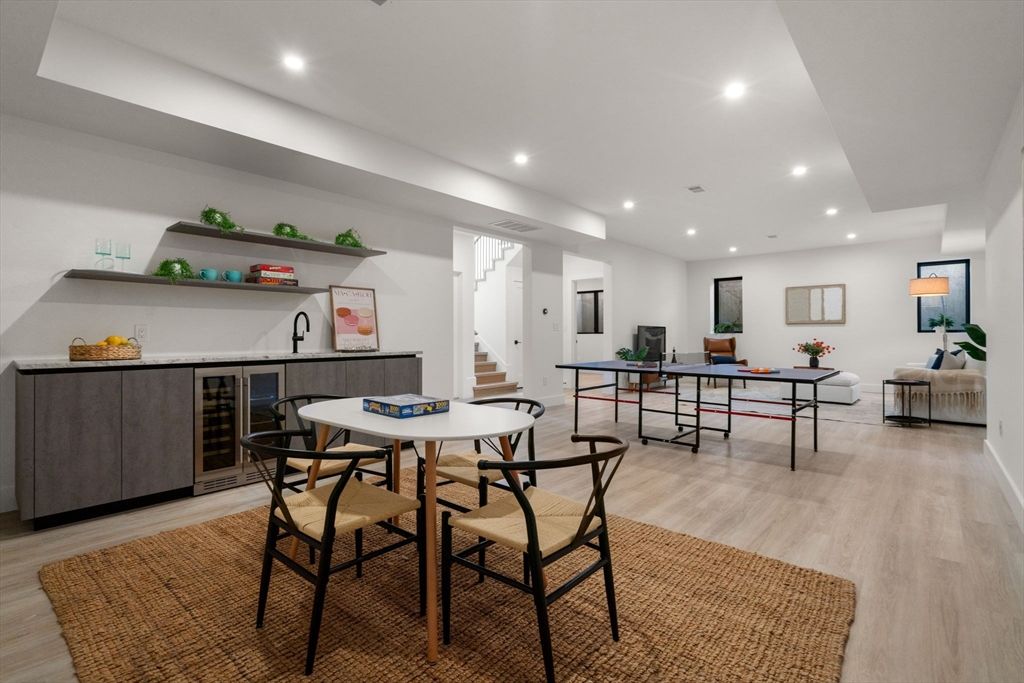 Dining room, Interior, Living room, Recessed Lighting, Wood Texture Flooring