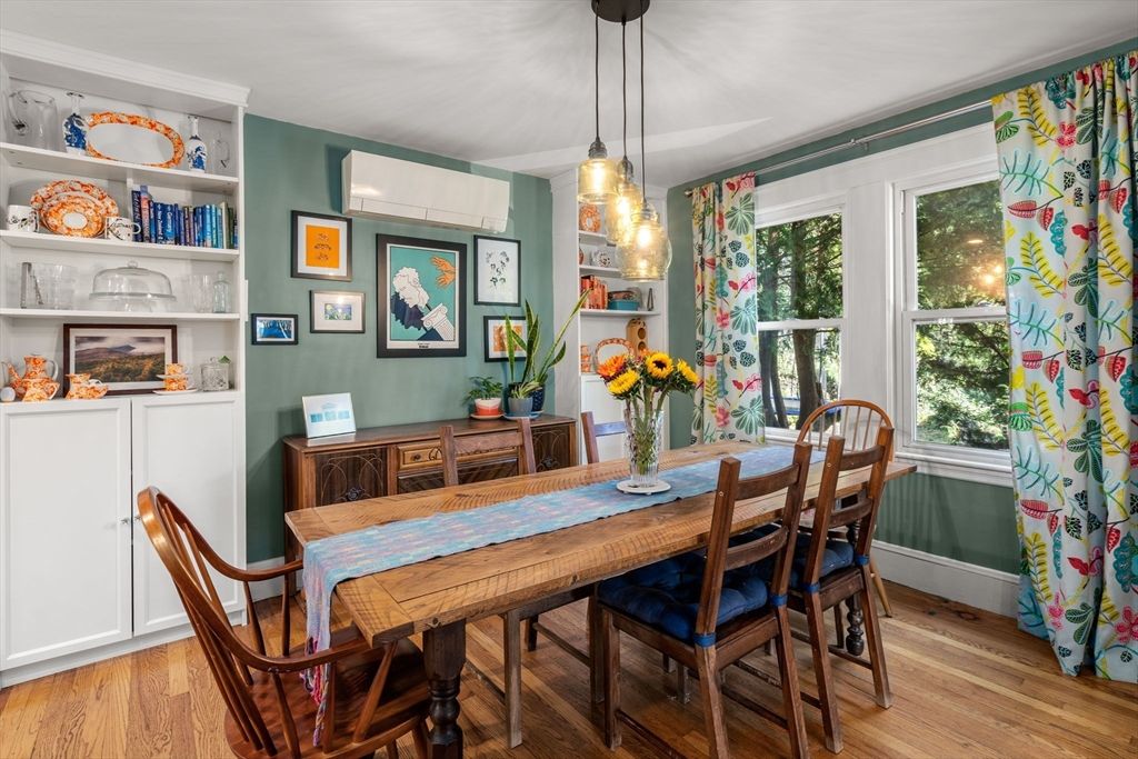 Dining room, Interior, Pendant Lights, Wood Texture Flooring