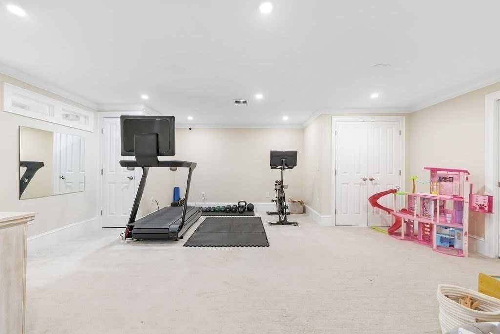 Fitness Equipment, Interior, Recessed Lighting