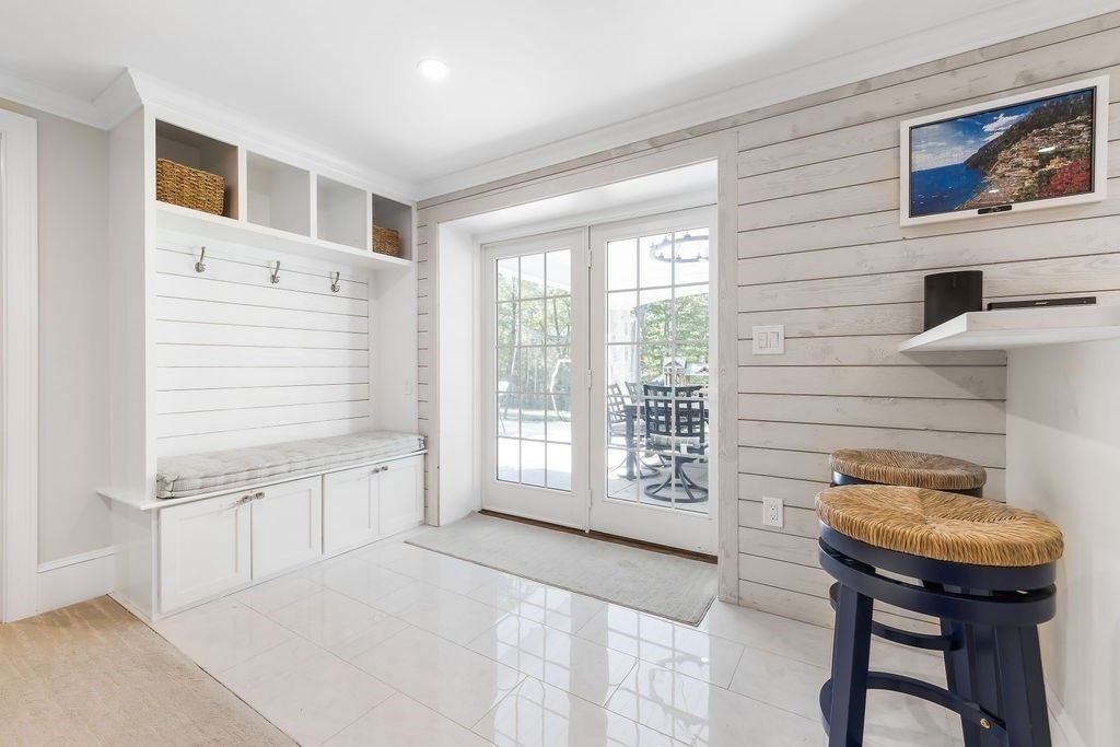 Interior, Recessed Lighting, Wooden Walls