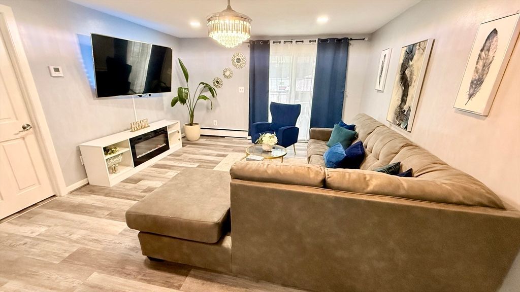 Chandelier, Interior, Living room, Recessed Lighting, Wood Texture Flooring