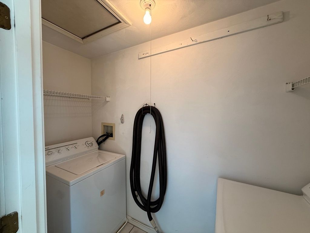 Interior, Utility Closets, Washer