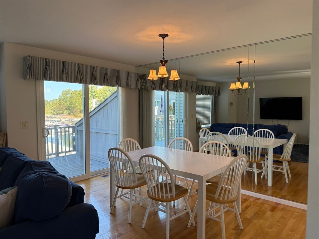 Chandelier, Dining room, Interior, Wood Texture Flooring