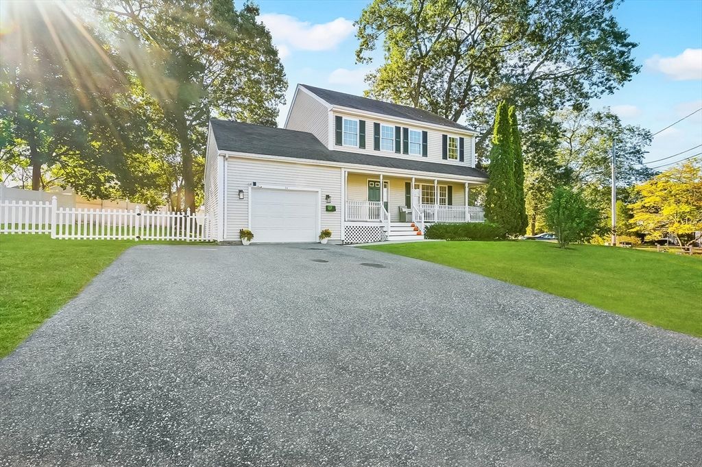 Attached, Backyard, Exterior, Facade, Cape Cod