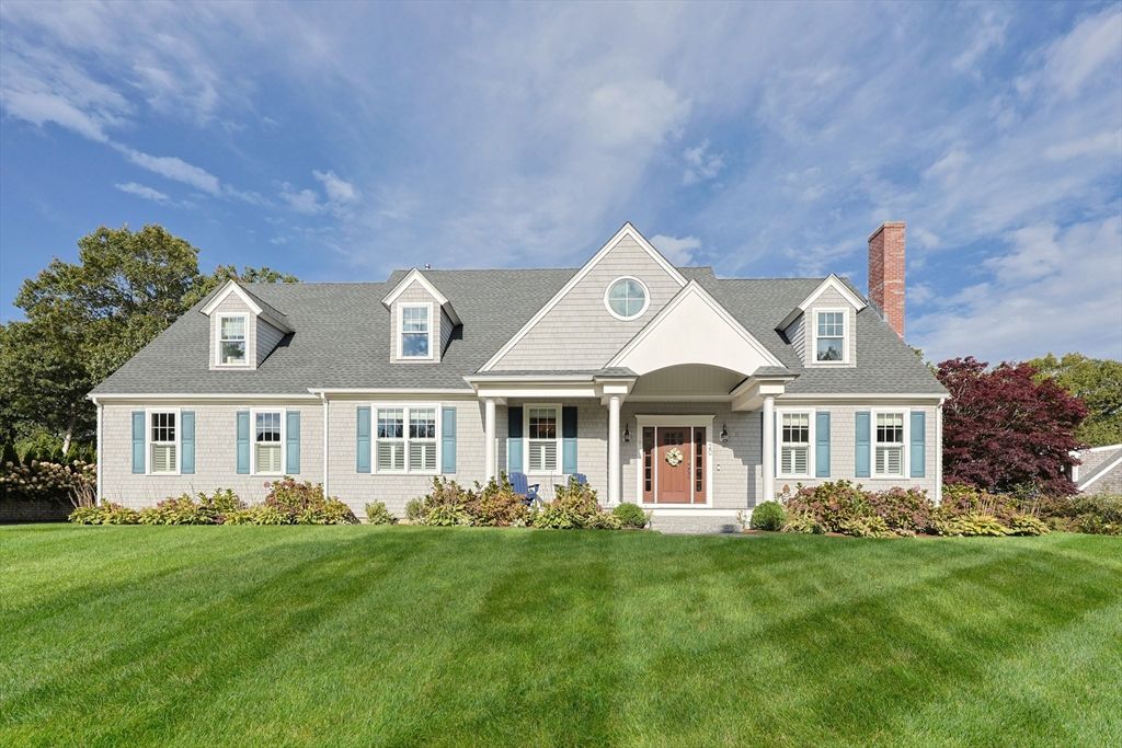 Exterior, Facade, Cape Cod