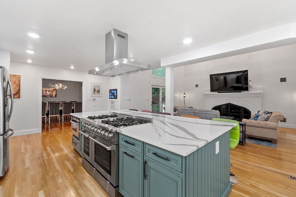 Fireplace, Interior, Kitchen, Living room, Recessed Lighting, Wood Texture Flooring