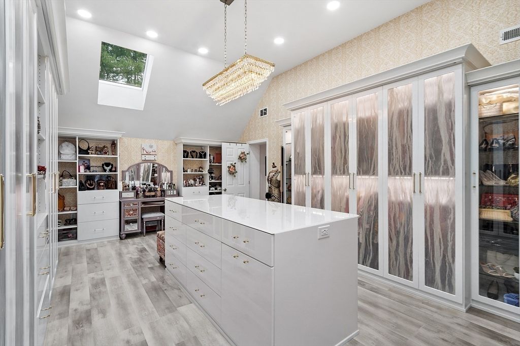 Chandelier, Interior, Recessed Lighting, Walk-in Closets, Wood Texture Flooring