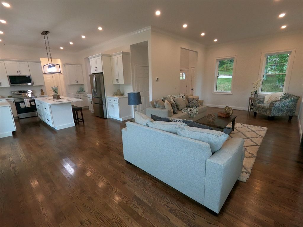 Interior, Kitchen, Living room, Pendant Lights, Recessed Lighting, Wood Texture Flooring