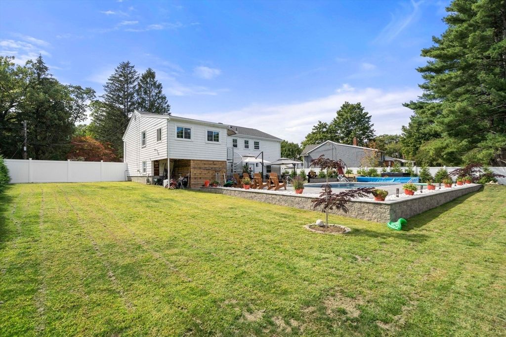 Backyard, Exterior, Pool