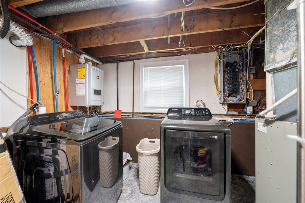 Interior, Washer