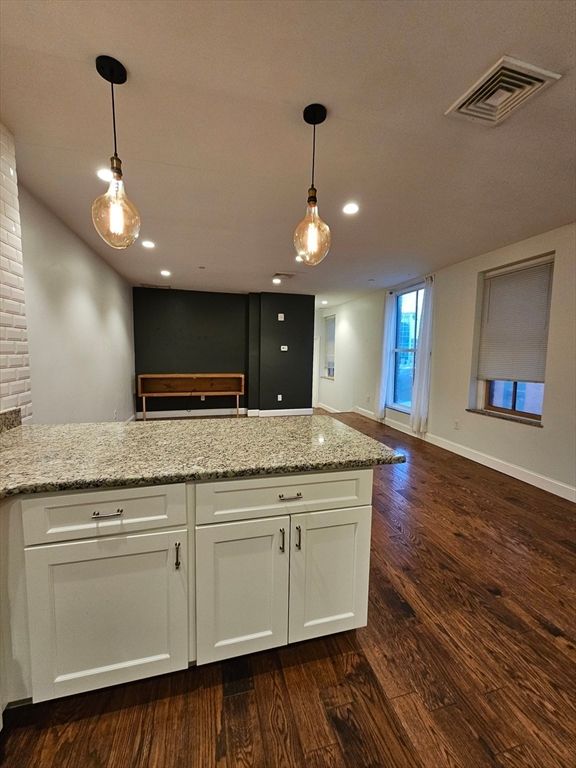 Interior, Pendant Lights, Recessed Lighting, Wood Texture Flooring
