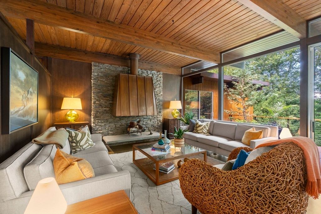 Interior, Living room, Stone Walls, Wooden Beams, Wooden Ceilings, Wood Texture Flooring