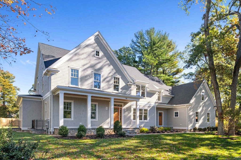 Exterior, Facade, Farmhouse
