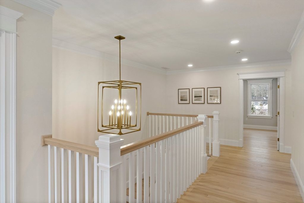 Interior, Pendant Lights, Recessed Lighting, Wood Texture Flooring