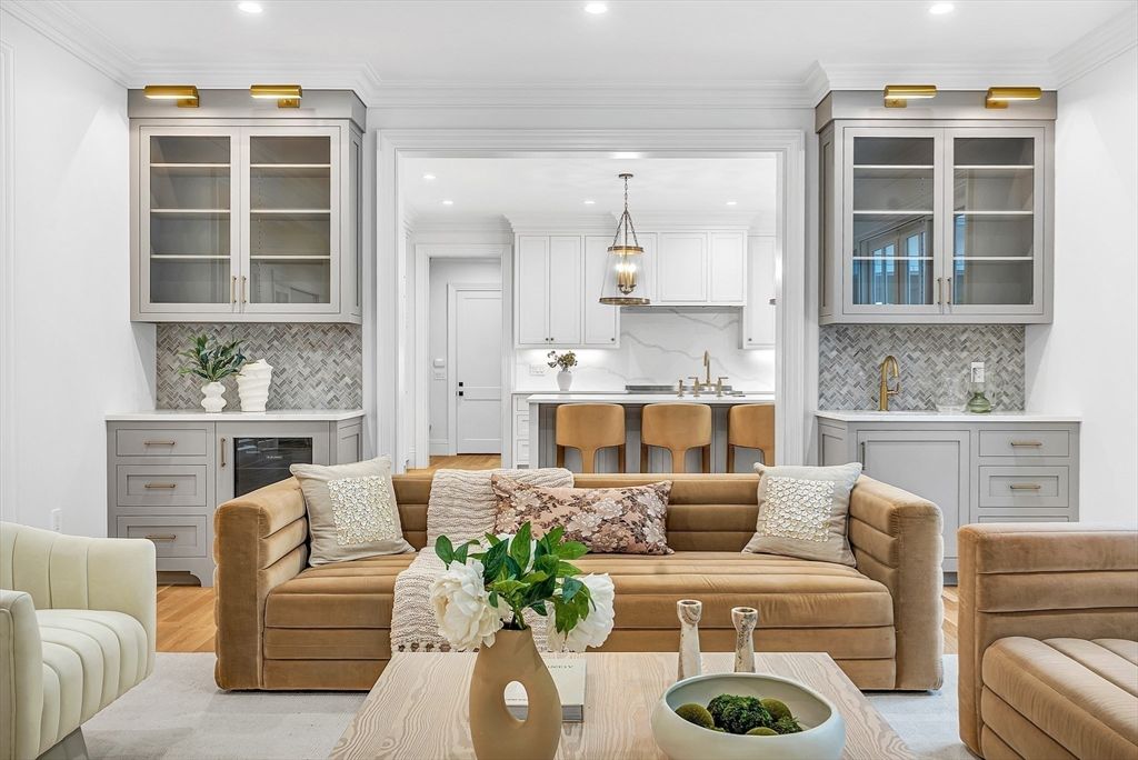 Interior, Kitchen, Living room, Marble Walls, Pendant Lights, Recessed Lighting, Stainless Steel Appliances, Wood Texture Flooring
