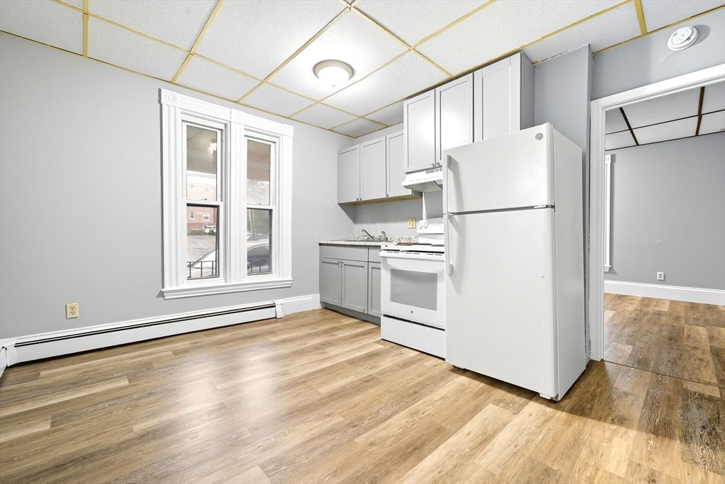 Interior, Kitchen, Wood Texture Flooring