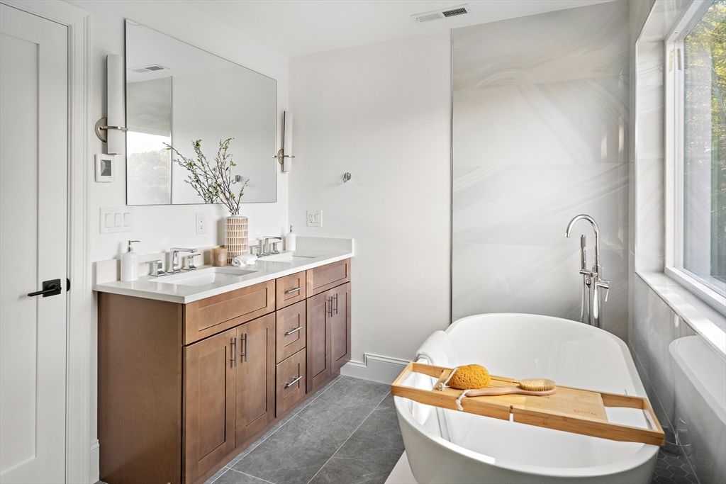 Bathroom, Dual Sink Vanities, Free Standing Baths, Interior