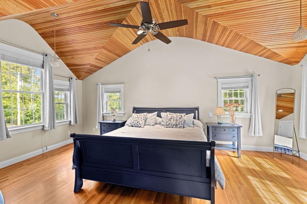 Bedroom, Interior, Wooden Ceilings, Wood Texture Flooring
