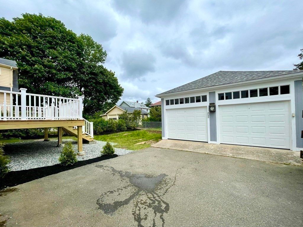 Backyard, Detached Garage, Exterior