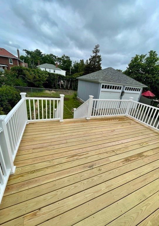 Detached Garage, Exterior