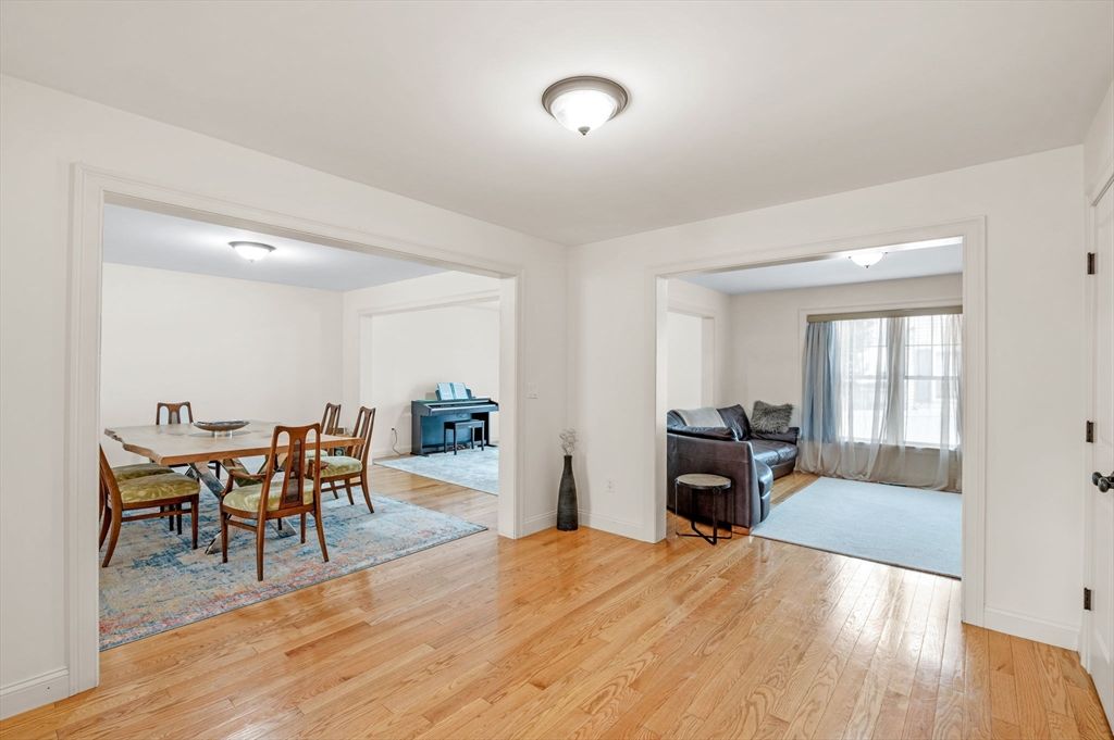 Dining room, Interior, Living room, Piano, Wood Texture Flooring