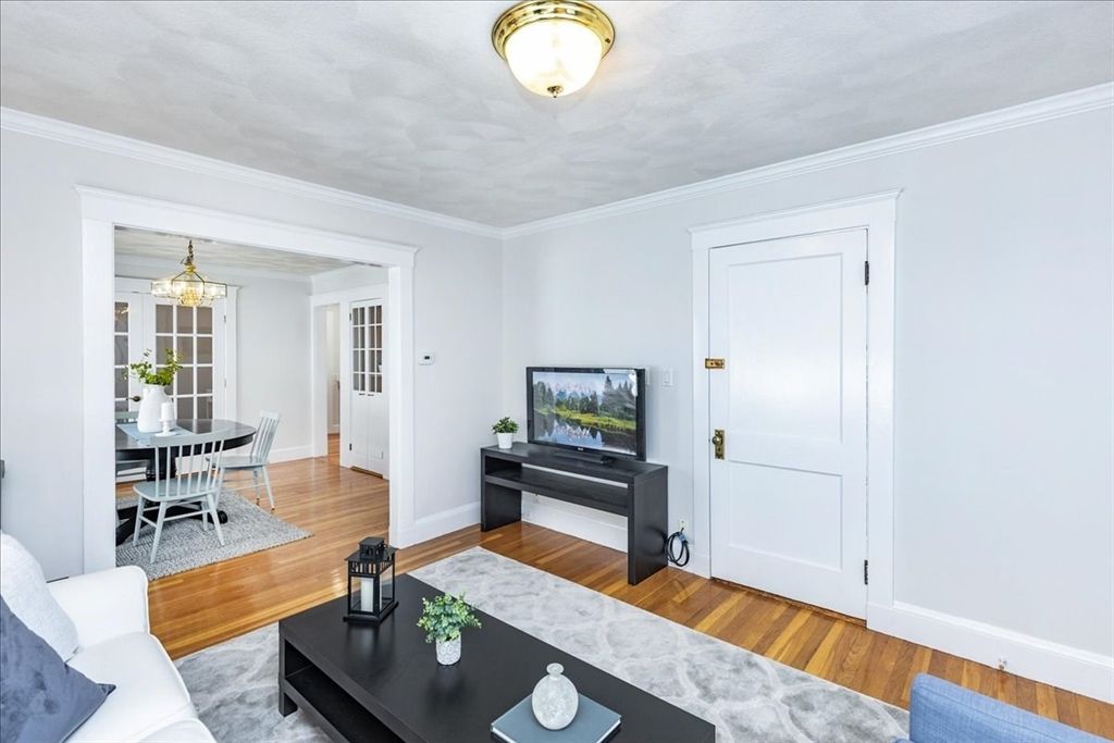 Dining room, Interior, Piano, Wood Texture Flooring