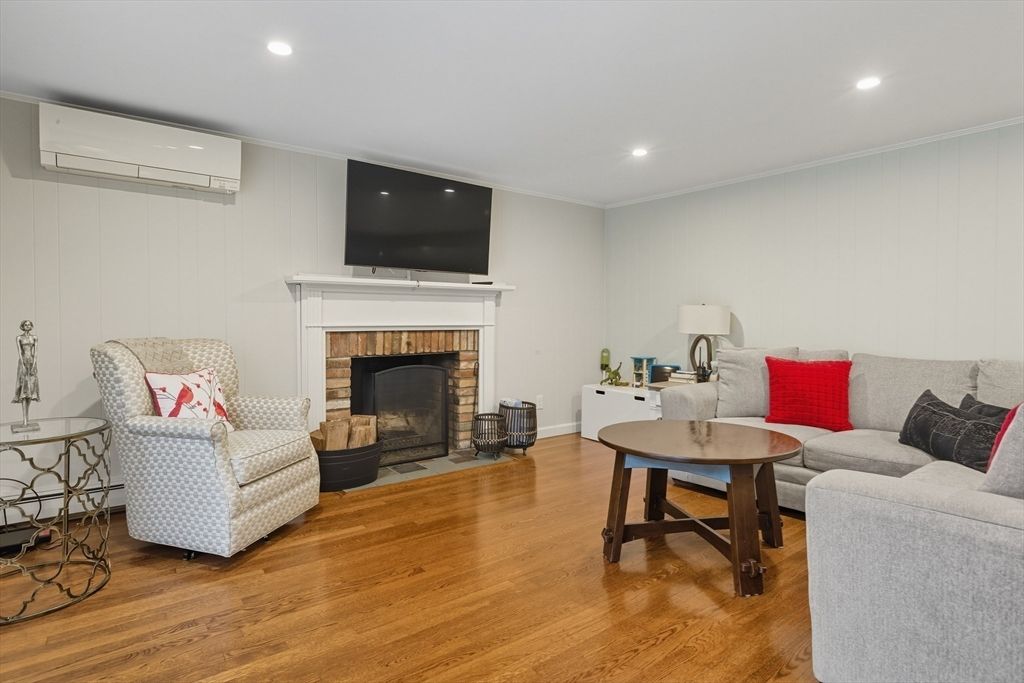 Fireplace, Interior, Living room, Recessed Lighting, Wood Texture Flooring