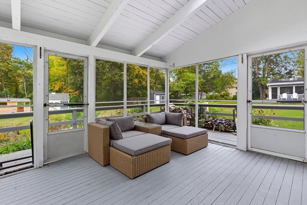 Interior, Sun Room, Wood Texture Flooring