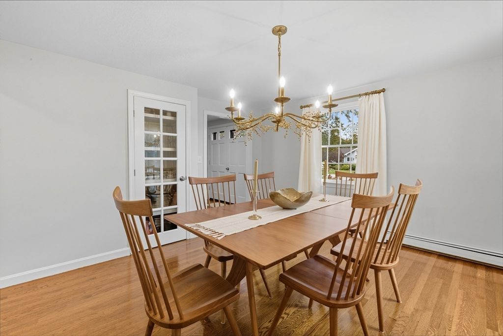 Chandelier, Dining room, Interior, Wood Texture Flooring