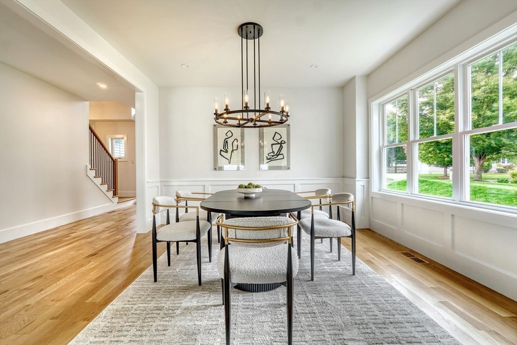 Chandelier, Dining room, Interior, Pendant Lights, Recessed Lighting, Wood Texture Flooring
