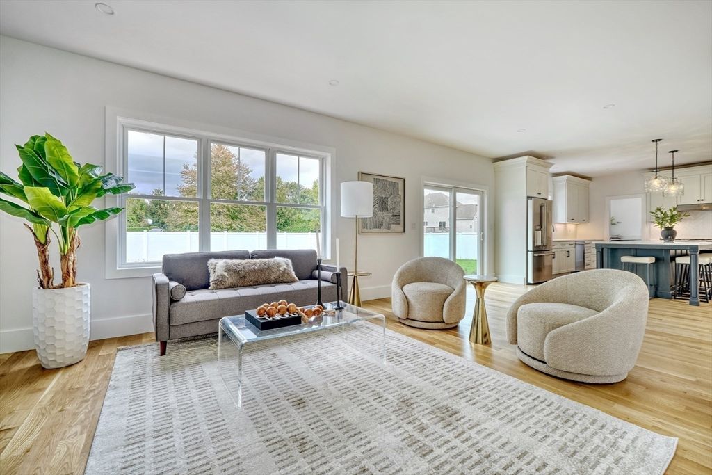 Interior, Kitchen, Living room, Pendant Lights, Recessed Lighting, Stainless Steel Appliances, Wood Texture Flooring