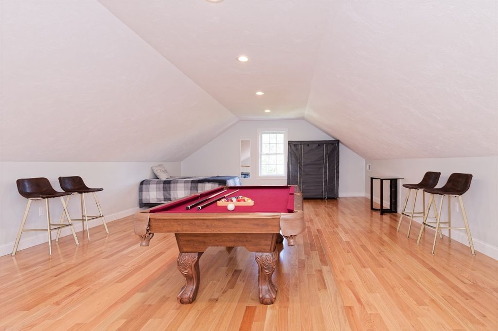 Billiard Table, Game Room, Interior, Recessed Lighting, Wood Texture Flooring