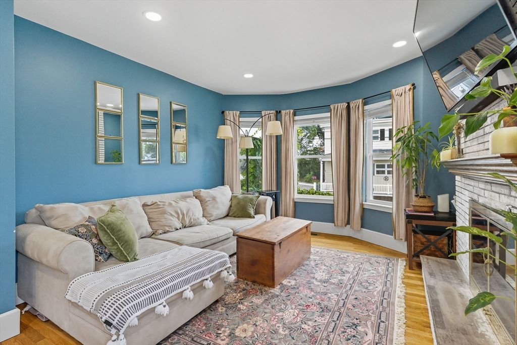 Fireplace, Interior, Living room, Recessed Lighting, Wood Texture Flooring